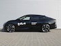 Kia EV4 Fastback GT-PlusLine 81.4 kWh | Schuifdak | Stuur-/stoelverwarming + ventilatie | Camera rondom | Elek. stoelverstelling | Leer | HUD | LED | 19" LM |