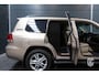 Toyota Land Cruiser V8 4.5 V8 D-4D Executive Standard Roof Window Van