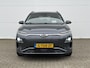 Hyundai Kona Electric EV Premium 64 kWh / Afn trekhaak / Airco (automatisch) / Cruise control adaptief met Stop&Go en stuurhulp / Navigatiesysteem full map /