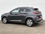 Hyundai Kona Electric EV Premium 64 kWh / Afn trekhaak / Airco (automatisch) / Cruise control adaptief met Stop&Go en stuurhulp / Navigatiesysteem full map /