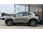 Toyota Yaris Cross 1.5 Hybrid 115 First Edition Automaat 116pk | Comfort Pack | Voorstoelen / stuurwiel verwarmd | Parkeersensoren voor+achter |