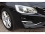 Volvo V60 2.4 D6 Twin Engine Summum Cruise control, Stoelverwarming, Navigatie, Lederen interieur