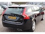 Volvo V60 2.4 D6 Twin Engine Summum Cruise control, Stoelverwarming, Navigatie, Lederen interieur