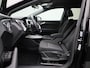 Audi Q4 e-tron 40 Advanced | Apple Carplay/Android Auto | Navigatie | Stoelverwarming | Parkeersensoren |