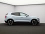 Volvo EX30 Single Motor Core 51 kWh / Stoel- +Stuurwielverwarming / Achteruitrijcamera / Blis / Cruise Control Adaptief / Apple CarPlay & Android Auto