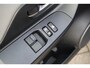 Toyota Yaris 1.3 VVT-i DYNAMIC 5-DEURS AIRCO NAVIGATIE LM-VELGEN PARKEERCAMERA BLUETOOTH 6-SPEED