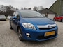 Toyota Auris 1.8 Full Hybrid Executive Business