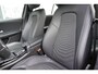 Mercedes-Benz A-klasse 180 5drs Business Solution BJ2022 Lmv 16" | Led V+A | Pdc | Navi | Achteruitrijcamera | Virtual cockpit | Climate control | Cruise control | Sportstoelen | Verwarmde voorstoelen | Zwarte hemel | Getint glas