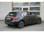 Mercedes-Benz A-klasse 180 5drs Business Solution BJ2022 Lmv 16" | Led V+A | Pdc | Navi | Achteruitrijcamera | Virtual cockpit | Climate control | Cruise control | Sportstoelen | Verwarmde voorstoelen | Zwarte hemel | Getint glas