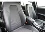 Mercedes-Benz A-klasse 180 5drs Business Solution BJ2022 Lmv 16" | Led V+A | Pdc | Navi | Achteruitrijcamera | Virtual cockpit | Climate control | Cruise control | Sportstoelen | Verwarmde voorstoelen | Zwarte hemel | Getint glas