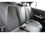 Mercedes-Benz A-klasse 180 5drs Business Solution BJ2022 Lmv 16" | Led V+A | Pdc | Navi | Achteruitrijcamera | Virtual cockpit | Climate control | Cruise control | Sportstoelen | Verwarmde voorstoelen | Zwarte hemel | Getint glas