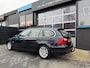 BMW 3-Serie Touring 325i High Executive Airco leder Xenon Trekhaak Zeer mooie Auto!!!