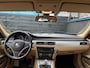 BMW 3-Serie Touring 325i High Executive Airco leder Xenon Trekhaak Zeer mooie Auto!!!