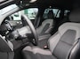 Volvo V60 2.0 T8 Plug-in hybrid AWD Ultra Dark | 20" Turbine Velgen | Exterieur Styling Kit | HEICO uitlaattips | Polestar Optimisation | 360-Camera | Schuif/kanteldak |