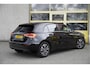 Mercedes-Benz A-klasse 180 5drs Business Solution BJ2021 Lmv 16" | Led V+A | Pdc | Navi | Achteruitrijcamera | Climate control | Cruise control | Sportstoelen | Verwarmde voorstoelen | Zwarte hemel | Extra getint glas