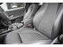 Mercedes-Benz A-klasse 180 5drs Business Solution BJ2021 Lmv 16" | Led V+A | Pdc | Navi | Achteruitrijcamera | Climate control | Cruise control | Sportstoelen | Verwarmde voorstoelen | Zwarte hemel | Extra getint glas