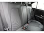Mercedes-Benz A-klasse 180 5drs Business Solution BJ2021 Lmv 16" | Led V+A | Pdc | Navi | Achteruitrijcamera | Climate control | Cruise control | Sportstoelen | Verwarmde voorstoelen | Zwarte hemel | Extra getint glas