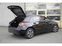 Mercedes-Benz A-klasse 180 5drs Business Solution BJ2021 Lmv 16" | Led V+A | Pdc | Navi | Achteruitrijcamera | Climate control | Cruise control | Sportstoelen | Verwarmde voorstoelen | Zwarte hemel | Extra getint glas
