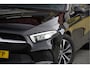Mercedes-Benz A-klasse 180 5drs Business Solution BJ2021 Lmv 16" | Led V+A | Pdc | Navi | Achteruitrijcamera | Climate control | Cruise control | Sportstoelen | Verwarmde voorstoelen | Zwarte hemel | Extra getint glas