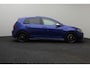 Volkswagen Golf 2.0 TSI 4Motion R 2017 | Schuif Kantel Dak | Achteruitrij Camera | Android/Apple Carplay | Navigatie | Onderhoudshistorie | Stuurwiel Bediening | Adaptive Cruise Control | Stoelverwarming | 2 Sleutels