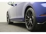 Volkswagen Golf 2.0 TSI 4Motion R 2017 | Schuif Kantel Dak | Achteruitrij Camera | Android/Apple Carplay | Navigatie | Onderhoudshistorie | Stuurwiel Bediening | Adaptive Cruise Control | Stoelverwarming | 2 Sleutels