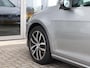 Volkswagen Golf Variant 1.2 TSI Highline | Trekhaak | Navigatie | Xenon | Bluetooth | Camera | 17'' LM | Dynaudio | Climatronic | Stoelverwarming |