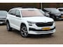 Skoda Kodiaq 1.5 TSI Sportline Business / Trekhaak / Panoramadak / Camera / Keyless / 20'' / CarPlay / Navigatie / Matrix LED / DAB / Stoelverwarming / Cruise Control