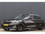 BMW 3-Serie Touring 320d Luxury Line Pano Leder 19inch Dealer OH.
