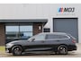 BMW 3-Serie Touring 320d Luxury Line Pano Leder 19inch Dealer OH.