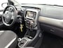Toyota Aygo 1.0 VVT-i x-play | Dealer Onderhouden | Metallic Lak | Camera |