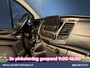 Ford Transit Custom 2.0 TDCI 131pk L2H1 Euro6 Airco | Camera | LED | Cruisecontrol | Verwarmde voorruit Parkeersensoren, Bijrijdersbank, 2800kg trekvermogen