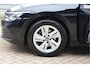 Volkswagen Golf Variant 1.5 eTSI Style O.a: Stoel+Stuurverw, Haak, Camera, Clima, Carplay, Etc. All-in prijs!