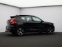 Volvo XC40 1.5 T4 Plug-in hybrid Plus Dark / Trekhaak / Stoel- + stuurwielverwarming / Harman Kardon Audio / Elektr. stoelverstelling / Achteruitrijcamera / Pilot Assist / BLIS