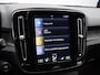 Volvo XC40 1.5 T4 Plug-in hybrid Plus Dark / Trekhaak / Stoel- + stuurwielverwarming / Harman Kardon Audio / Elektr. stoelverstelling / Achteruitrijcamera / Pilot Assist / BLIS