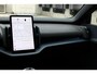 Volvo EX30 Single Motor Extended Range Plus 69 kWh | Verwarmbare voorstoelen en stuurwiel | Premium Audio by Harman Kardon | Getint Glas Achter | Adaptieve Cruise Control & Pilot Assist | Elektrisch bedienbare achterklep | Parkeersensoren voor en achter & camera | Apple carplay / Android auto | 19 inch Lichtmetalen velgen | Warmtepomp