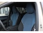 Volvo EX30 Single Motor Extended Range Plus 69 kWh | Verwarmbare voorstoelen en stuurwiel | Premium Audio by Harman Kardon | Getint Glas Achter | Adaptieve Cruise Control & Pilot Assist | Elektrisch bedienbare achterklep | Parkeersensoren voor en achter & camera | Apple carplay / Android auto | 19 inch Lichtmetalen velgen | Warmtepomp