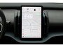 Volvo EX30 Single Motor Extended Range Plus 69 kWh | Verwarmbare voorstoelen en stuurwiel | Premium Audio by Harman Kardon | Getint Glas Achter | Adaptieve Cruise Control & Pilot Assist | Elektrisch bedienbare achterklep | Parkeersensoren voor en achter & camera | Apple carplay / Android auto | 19 inch Lichtmetalen velgen | Warmtepomp