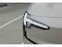 Volvo EX30 Single Motor Extended Range Plus 69 kWh | Verwarmbare voorstoelen en stuurwiel | Premium Audio by Harman Kardon | Getint Glas Achter | Adaptieve Cruise Control & Pilot Assist | Elektrisch bedienbare achterklep | Parkeersensoren voor en achter & camera | Apple carplay / Android auto | 19 inch Lichtmetalen velgen | Warmtepomp