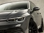 Volkswagen Golf 1.4 eHybrid Sport 204Pk Automaat (SCHUIFDAK, APPLE CARPLAY, HEAD-UP DISPLAY, STUUR/STOELVERWARMING, MEMORY SEATS, IQ LIGHT KOPLAMPEN, CAMERA, SFEERVERLICHTING, GETINT GLAS, NIEUWSTAAT)