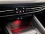 Volkswagen Golf 1.4 eHybrid Sport 204Pk Automaat (SCHUIFDAK, APPLE CARPLAY, HEAD-UP DISPLAY, STUUR/STOELVERWARMING, MEMORY SEATS, IQ LIGHT KOPLAMPEN, CAMERA, SFEERVERLICHTING, GETINT GLAS, NIEUWSTAAT)