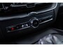 Volvo XC60 T8 Plug-in hybrid AWD Plus Black Edition | Adaptieve Cruise Control | Panoramadak | Stoel-/Stuur-/Voorruitverwarming | Dodehoek Detectie | 360° Parkeercamera | Harman Kardon Audio |