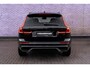 Volvo XC60 T8 Plug-in hybrid AWD Plus Black Edition | Adaptieve Cruise Control | Panoramadak | Stoel-/Stuur-/Voorruitverwarming | Dodehoek Detectie | 360° Parkeercamera | Harman Kardon Audio |