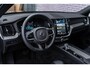 Volvo XC60 T8 Plug-in hybrid AWD Plus Black Edition | Adaptieve Cruise Control | Panoramadak | Stoel-/Stuur-/Voorruitverwarming | Dodehoek Detectie | 360° Parkeercamera | Harman Kardon Audio |