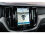 Volvo XC60 T8 Plug-in hybrid AWD Plus Black Edition | Adaptieve Cruise Control | Panoramadak | Stoel-/Stuur-/Voorruitverwarming | Dodehoek Detectie | 360° Parkeercamera | Harman Kardon Audio |