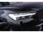 Volvo XC60 T8 Plug-in hybrid AWD Plus Black Edition | Adaptieve Cruise Control | Panoramadak | Stoel-/Stuur-/Voorruitverwarming | Dodehoek Detectie | 360° Parkeercamera | Harman Kardon Audio |