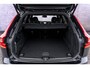 Volvo XC60 T8 Plug-in hybrid AWD Plus Black Edition | Adaptieve Cruise Control | Panoramadak | Stoel-/Stuur-/Voorruitverwarming | Dodehoek Detectie | 360° Parkeercamera | Harman Kardon Audio |