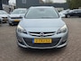 Opel Astra Sports Tourer 1.4 Turbo Design Ed. Navi, aur camera, trekhaak afneembaar.