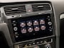 Volkswagen Golf 1.0 TSI Sportline Automaat (APPLE CARPLAY, GROOT NAVI, STOELVERWARMING, GETINT GLAS, ALCANTARA, ADAPTIVE CRUISE, SPORTSTOELEN, LM VELGEN, PARKEERSENSOREN, NIEUWSTAAT)