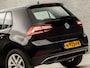Volkswagen Golf 1.0 TSI Sportline Automaat (APPLE CARPLAY, GROOT NAVI, STOELVERWARMING, GETINT GLAS, ALCANTARA, ADAPTIVE CRUISE, SPORTSTOELEN, LM VELGEN, PARKEERSENSOREN, NIEUWSTAAT)