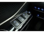 Toyota C-HR 1.8 Hybrid Executive | Navigatie | Climate Control | Stoelverwarming | Verwarmde voorruit | Verwarmd stuurwiel | Afneembare trekhaak | Camera | Keyless Entry & Start | Lederen bekleding